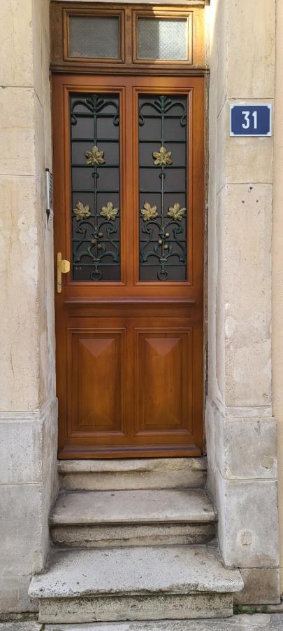 Le cocon aux portes de la place Stanislas Nancy Exterior foto